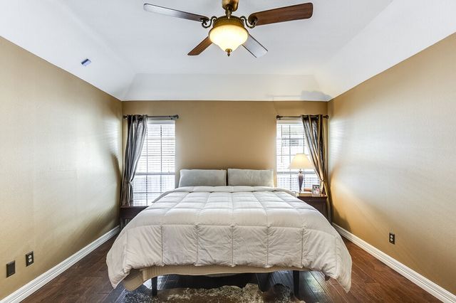 3821 Devonaire Drive, Fort Worth, TX 76008