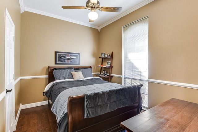 3821 Devonaire Drive, Fort Worth, TX 76008