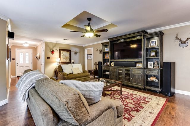 3821 Devonaire Drive, Fort Worth, TX 76008
