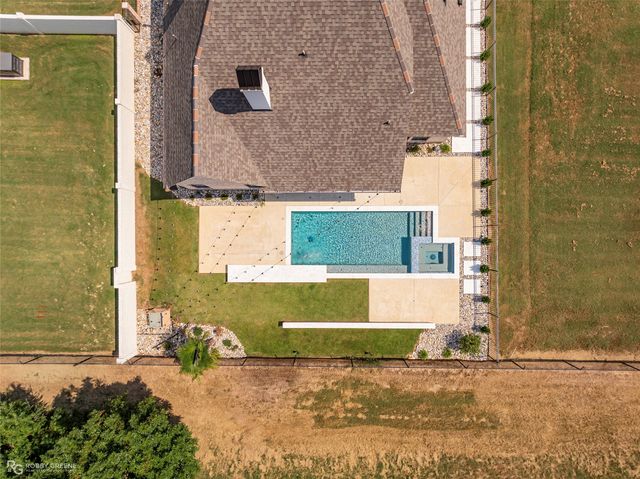 343 Crossfield Court, Shreveport, LA 71106