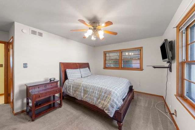 283 W 10th Street, Chicago Heights, IL 60411