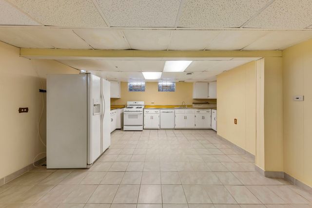 283 W 10th Street, Chicago Heights, IL 60411