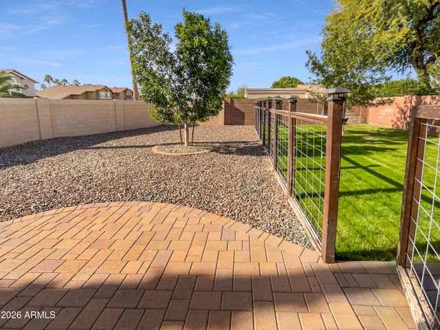 19002 N 14TH Place, Phoenix, AZ 85024