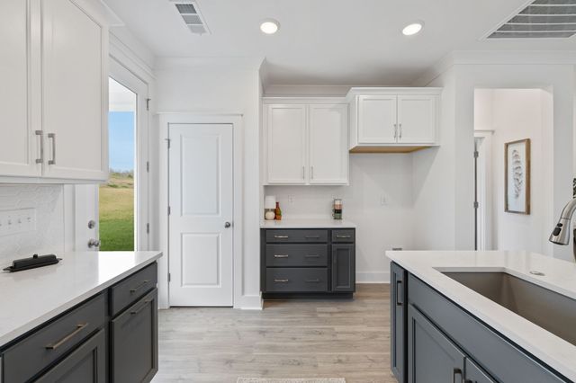 835 Sugarbush Ln, Spring Hill, TN 37174