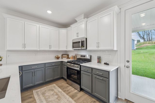 835 Sugarbush Ln, Spring Hill, TN 37174
