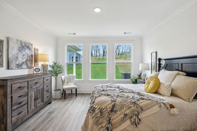 835 Sugarbush Ln, Spring Hill, TN 37174