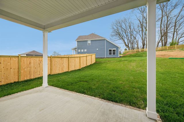 835 Sugarbush Ln, Spring Hill, TN 37174