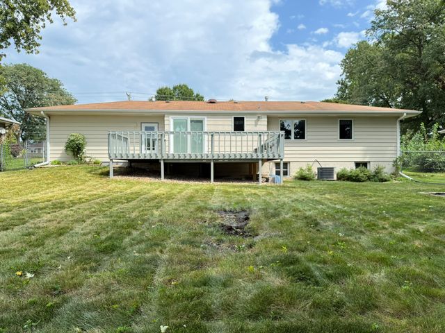 7590 NW 16th Street, Ankeny, IA 50023