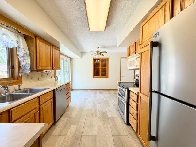 7590 NW 16th Street, Ankeny, IA 50023