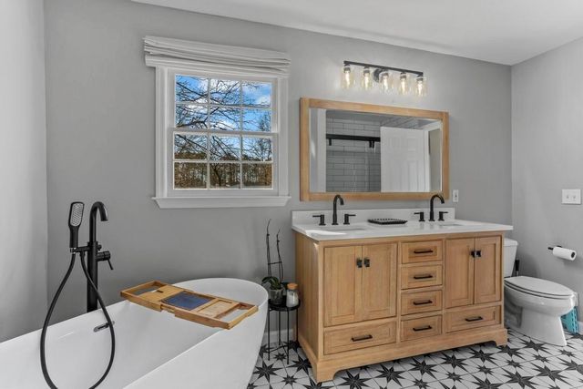 323 West Lane, Woodstock, GA 30188