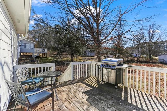 323 West Lane, Woodstock, GA 30188