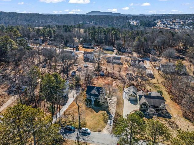 323 West Lane, Woodstock, GA 30188