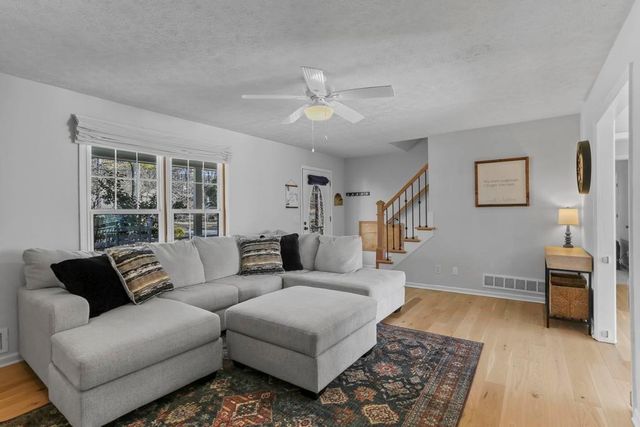 323 West Lane, Woodstock, GA 30188