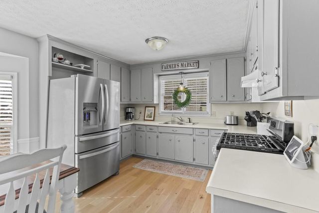 323 West Lane, Woodstock, GA 30188