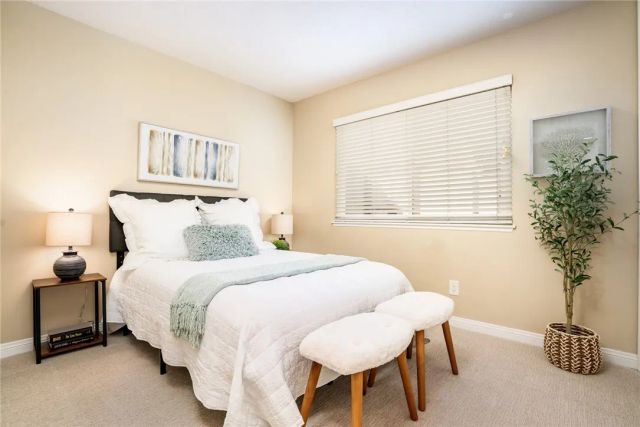 6561 Sabbicas Circle, Huntington Beach, CA 92647