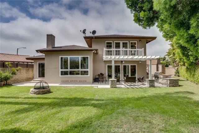 6561 Sabbicas Circle, Huntington Beach, CA 92647