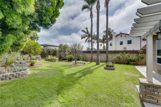 6561 Sabbicas Circle, Huntington Beach, CA 92647