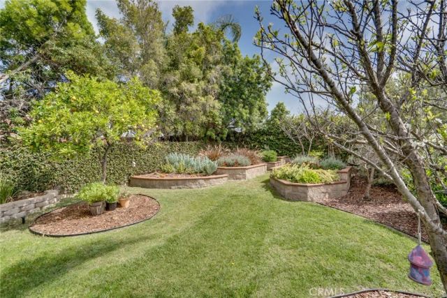 6561 Sabbicas Circle, Huntington Beach, CA 92647