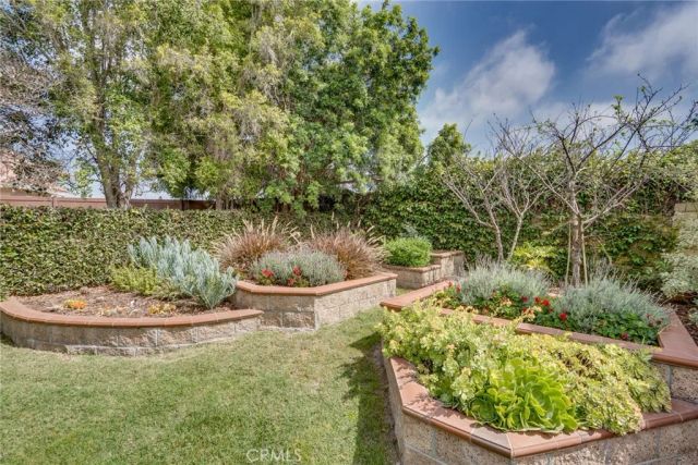 6561 Sabbicas Circle, Huntington Beach, CA 92647