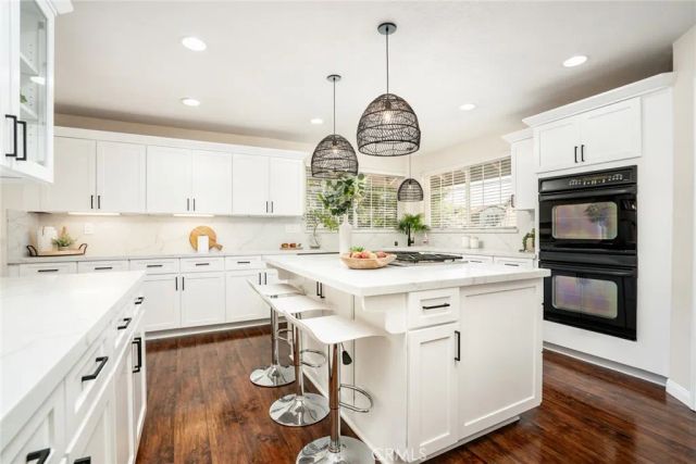 6561 Sabbicas Circle, Huntington Beach, CA 92647