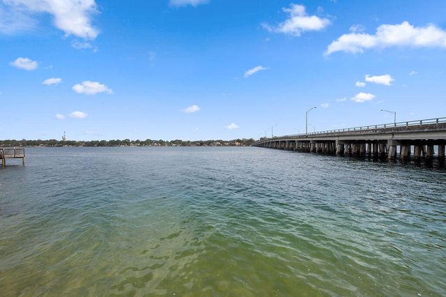 901 Lighthouse Road, Fort Walton Beach, FL 32547