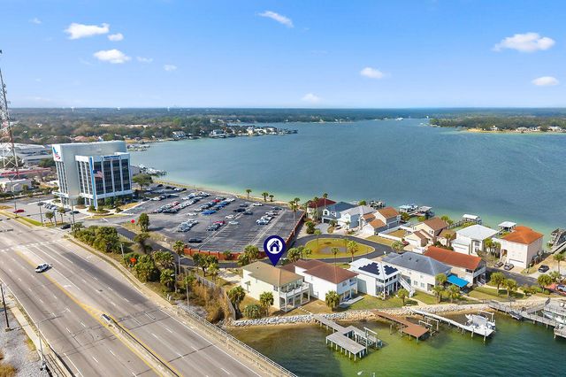 901 Lighthouse Road, Fort Walton Beach, FL 32547