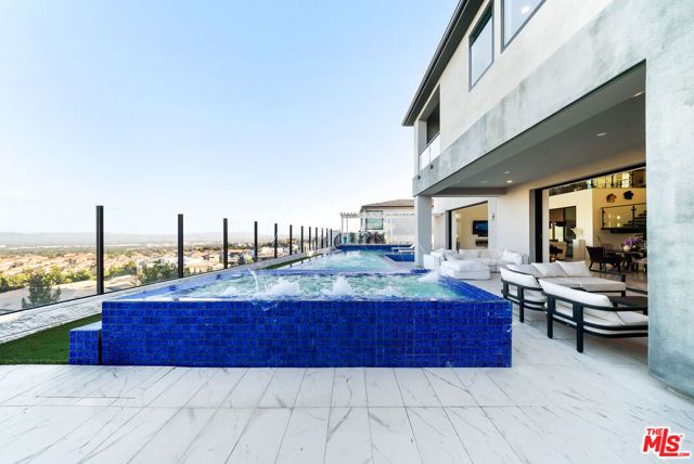 20422 W Birmingham Way, Porter Ranch (los Angeles), CA 91326