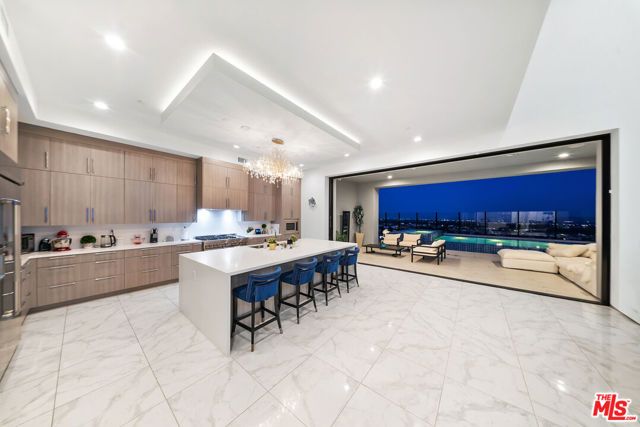 20422 W Birmingham Way, Porter Ranch (los Angeles), CA 91326