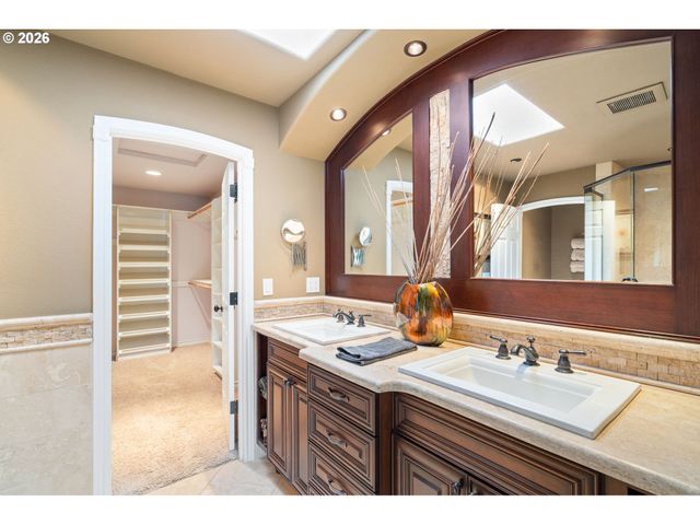 2809 Se MYRTLEWOOD Way, Gresham, OR 97080