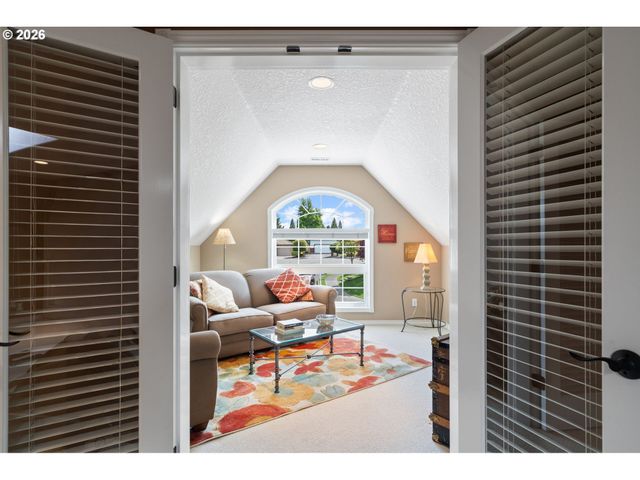 2809 Se MYRTLEWOOD Way, Gresham, OR 97080
