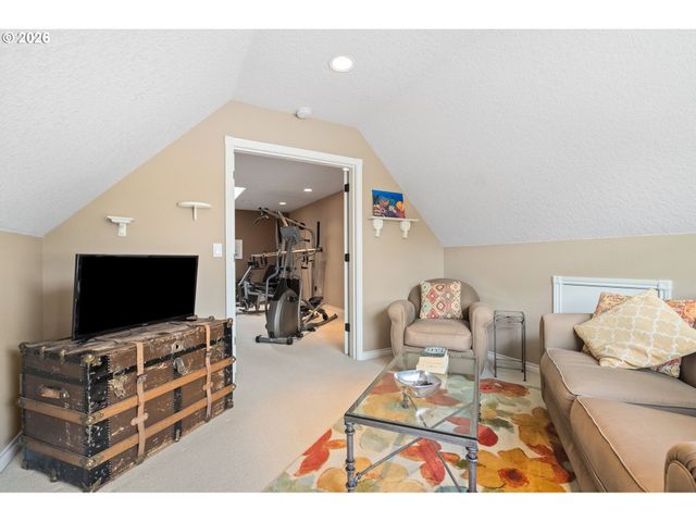 2809 Se MYRTLEWOOD Way, Gresham, OR 97080