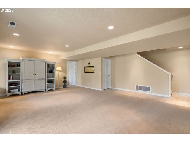 2809 Se MYRTLEWOOD Way, Gresham, OR 97080