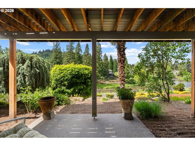 2809 Se MYRTLEWOOD Way, Gresham, OR 97080