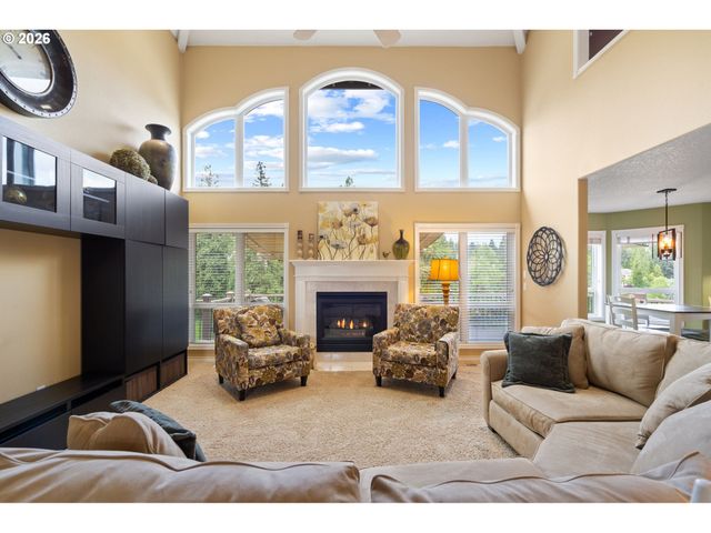 2809 Se MYRTLEWOOD Way, Gresham, OR 97080