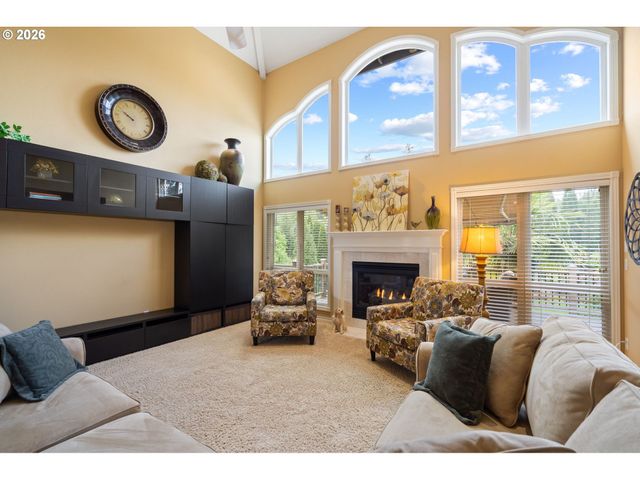 2809 Se MYRTLEWOOD Way, Gresham, OR 97080