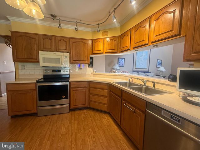 418 WELSFORD RD, Fairless Hills, PA 19030