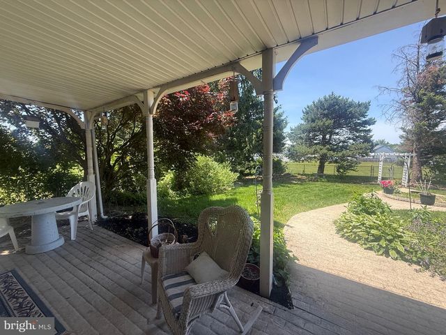 418 WELSFORD RD, Fairless Hills, PA 19030