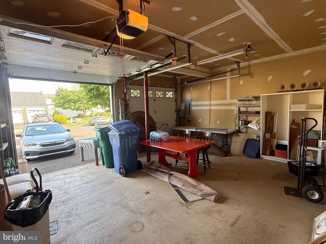 418 WELSFORD RD, Fairless Hills, PA 19030