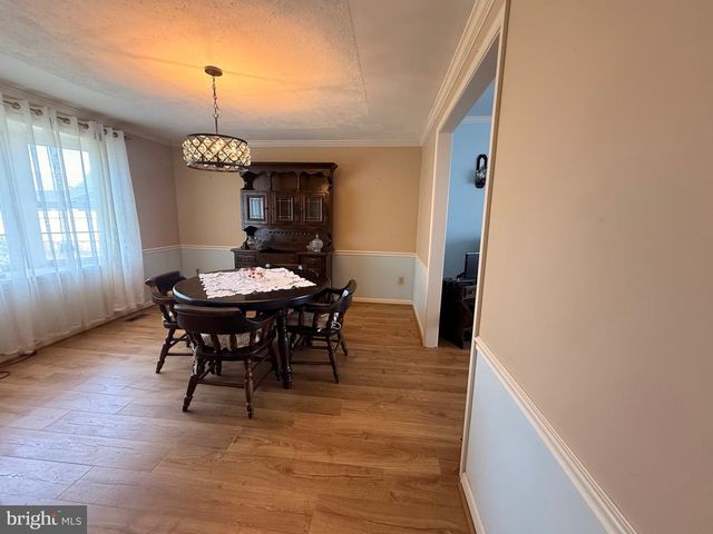 418 WELSFORD RD, Fairless Hills, PA 19030