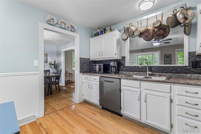 1139 Vicksburg Drive, Festus, MO 63028