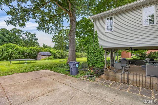 1139 Vicksburg Drive, Festus, MO 63028