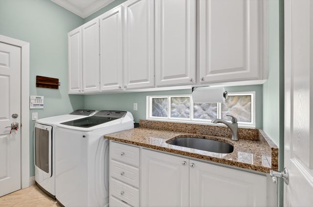 8223 Pine Cay Road, Wellington, FL 33414