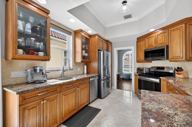 8223 Pine Cay Road, Wellington, FL 33414