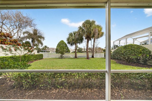 8223 Pine Cay Road, Wellington, FL 33414