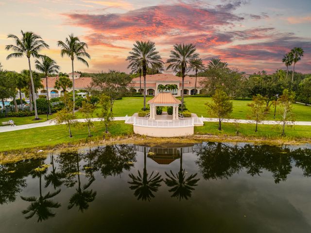 8223 Pine Cay Road, Wellington, FL 33414