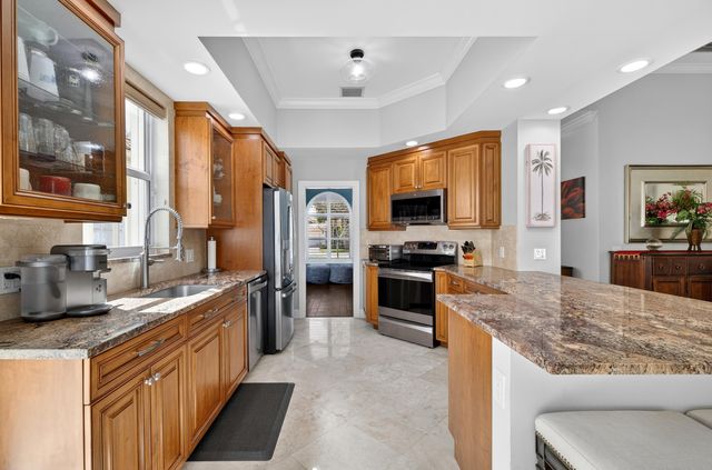 8223 Pine Cay Road, Wellington, FL 33414