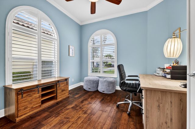 8223 Pine Cay Road, Wellington, FL 33414