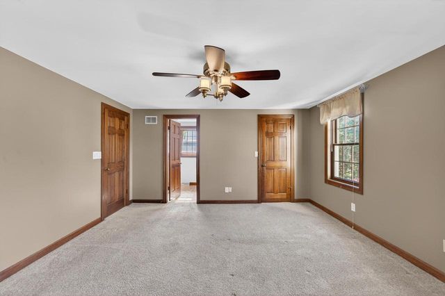 3953 Victoria COURT, New Berlin, WI 53151