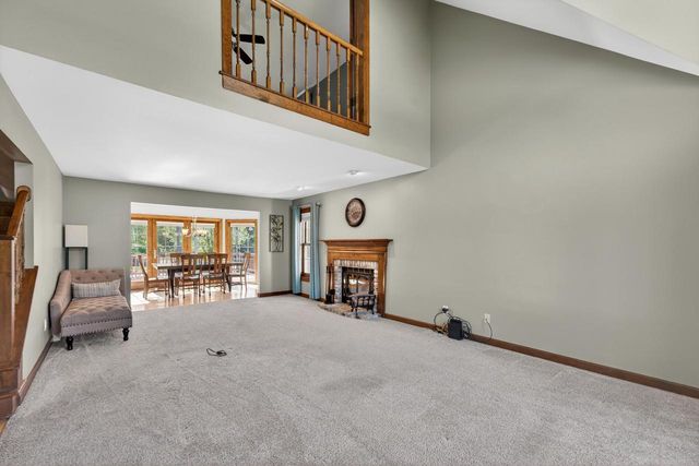 3953 Victoria COURT, New Berlin, WI 53151