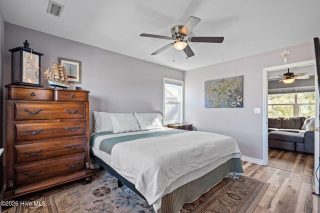 121 Seagull Court, Holly Ridge, NC 28445